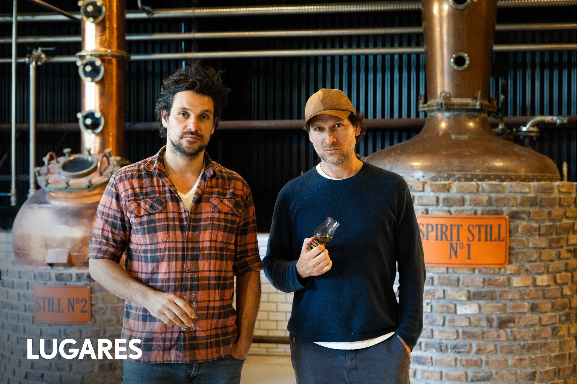 Son hermanos, elaboran el primer single malt 100% andino y buscan competir con los escoceses