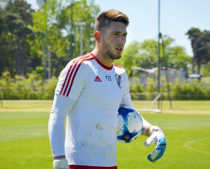 Ravizzoli hizo inferiores en River y compartió el plantel de Reserva con Julián Álvarez