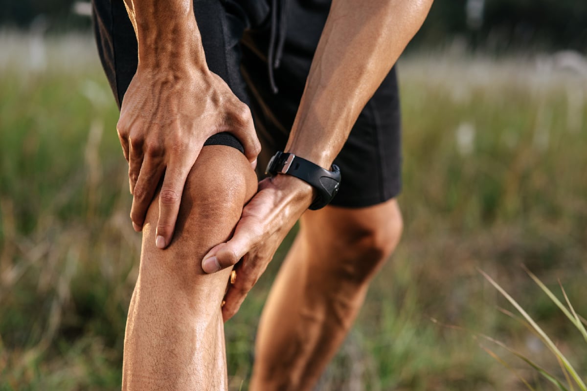 El dolor en las articulaciones puede ser causado por artritis o artrosis