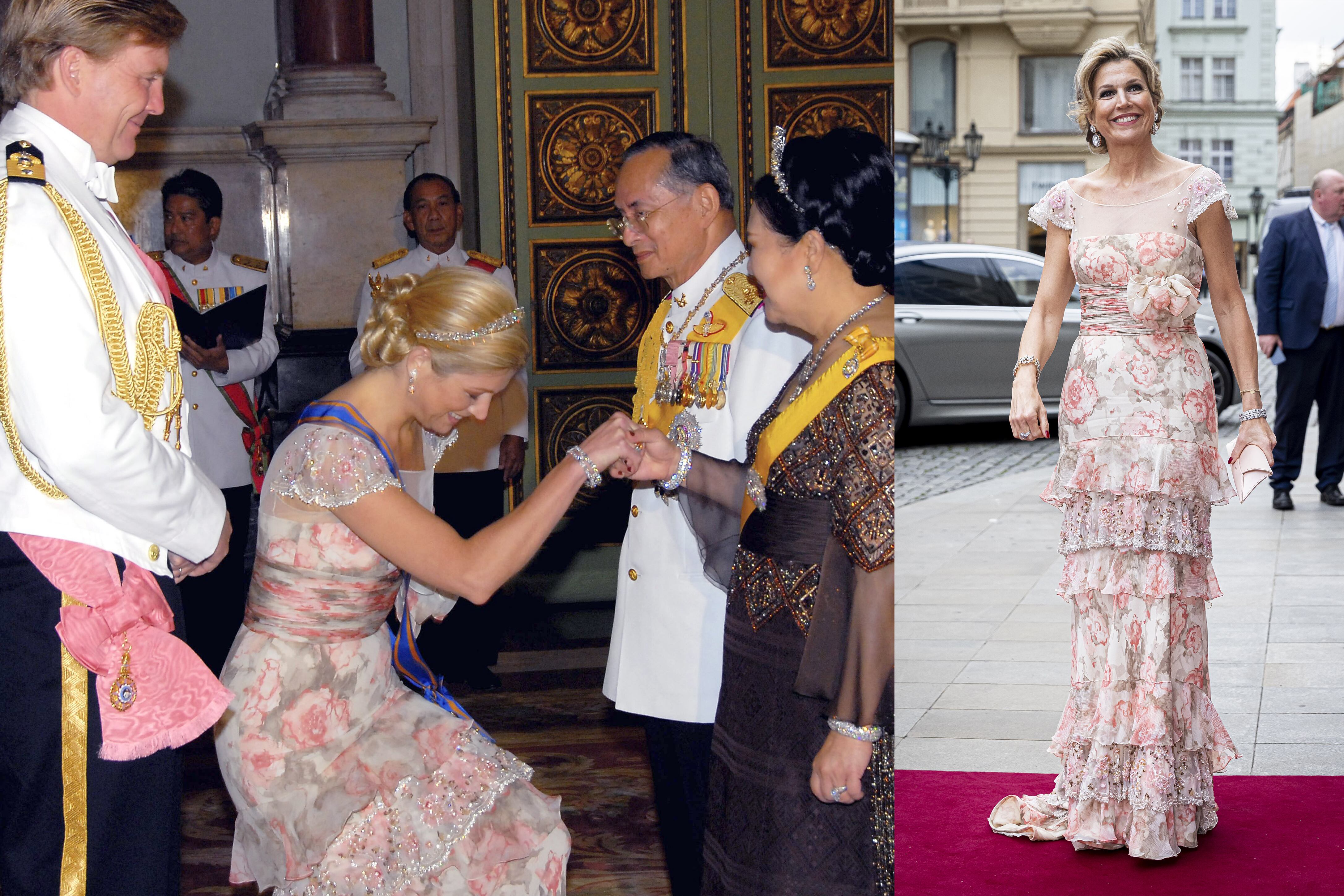 En 2006, con el rey de Tailandia, Bhumibol Adulyadej, y la reina Sirikit, en la fiesta por los 60 años de su reinado. Máxima estrenaba el Valentino de estampa floral que recicló este año (o sea, diecinueve años después) en su visita a Praga.