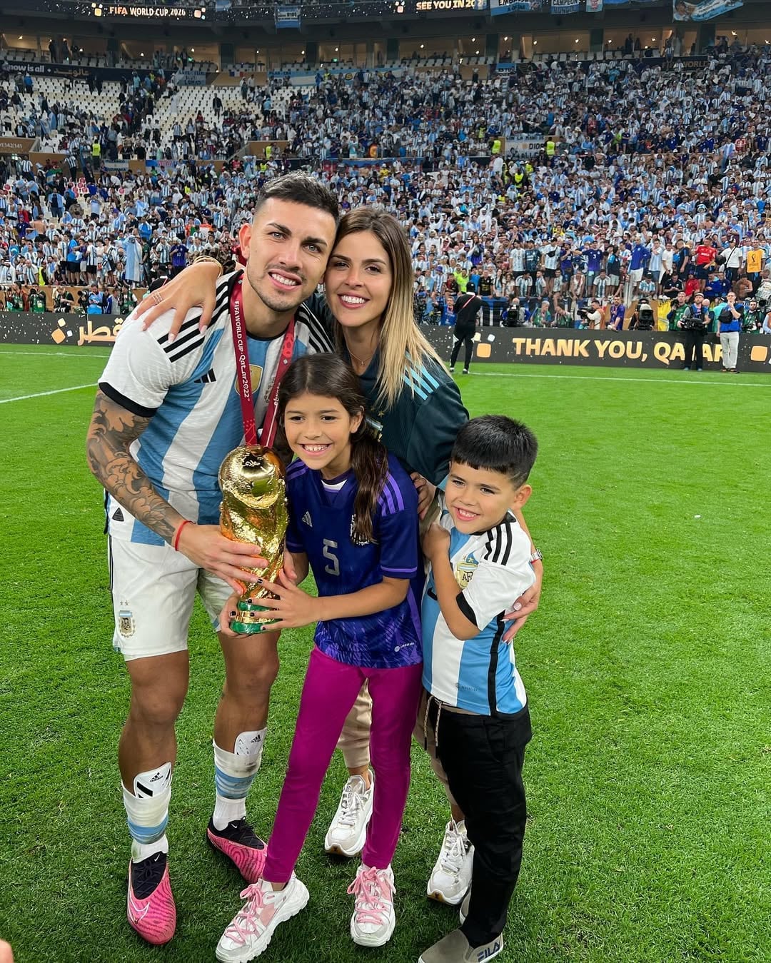 La familia, el apoyo incondiconal en el campeonato del mundo (Foto: Instagram @ccamilagalantee)