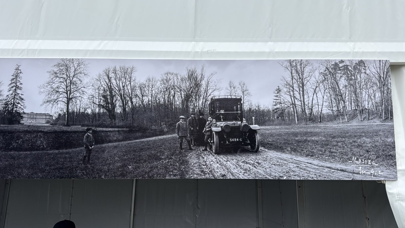 El Rolls-Royce Silver Ghost paseó por distintas ciudades de Italia, entre ellas Monza, donde hoy se encuentro el icónico autódromo que recibe a la Fórmula 1. (Cortesía familia Pereyra Iraola)