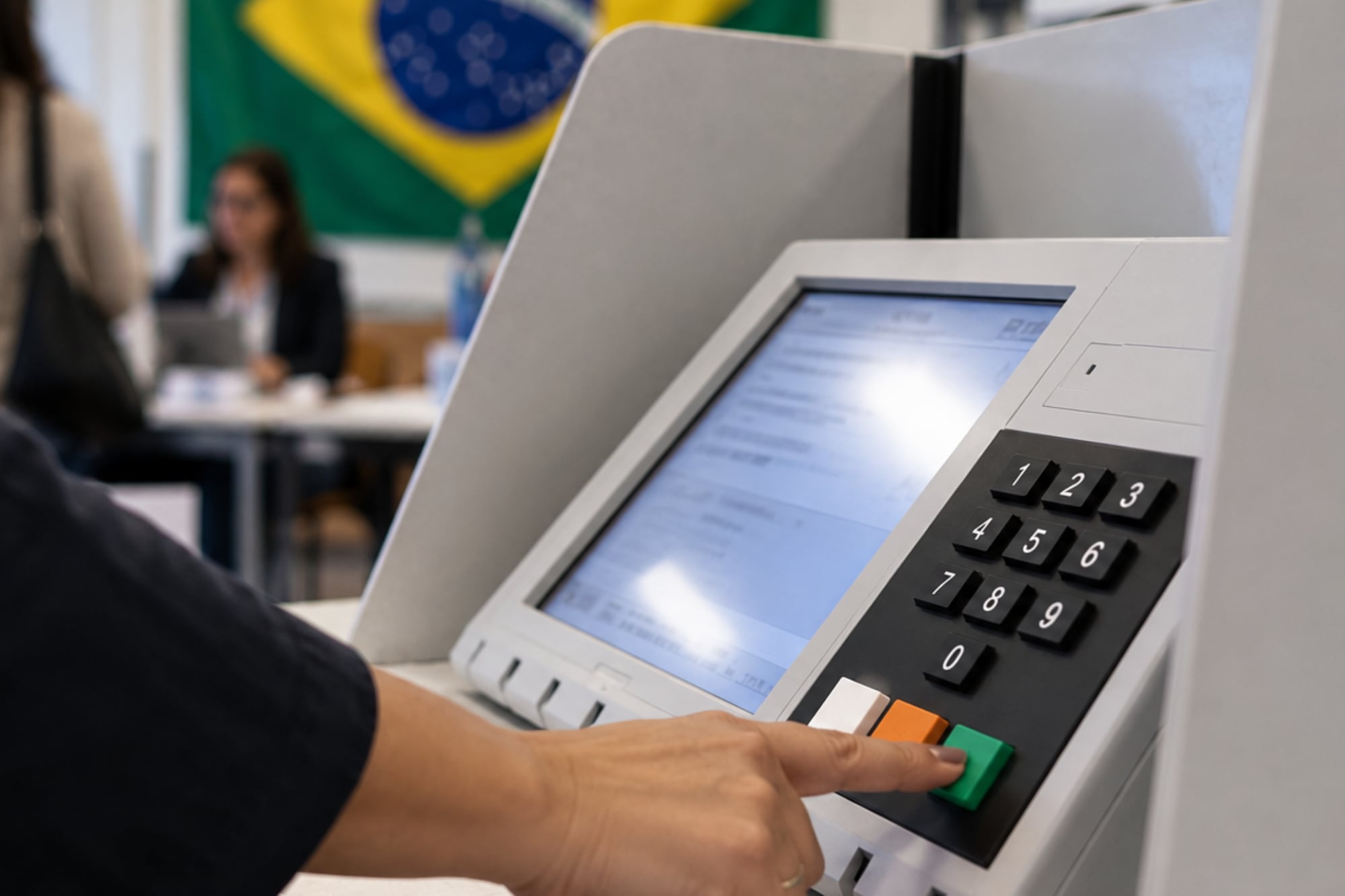 Un total de 918.876 ciudadanos brasileños están habilitados para votar desde el extranjero en las elecciones de 2026