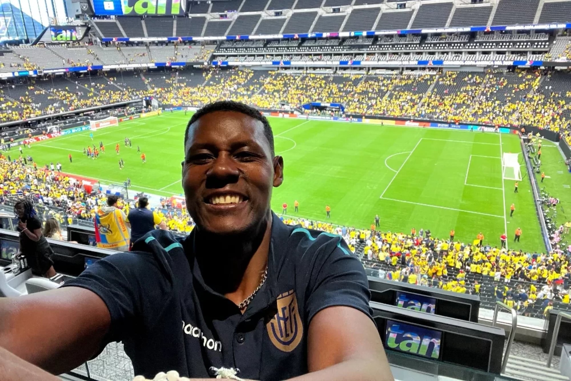Agustín Delgado, primer goleador de Ecuador en mundiales: "México tiene una hinchada que empuja muchísimo"