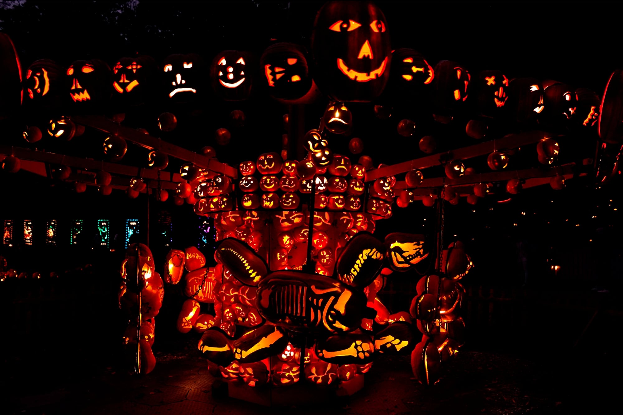 Halloween es una fiesta popular en los Estados Unidos, y desde allí exportada a buena parte del mundo occidental, pero su origen viene del sincretismo entre una fiesta celta y el catolicismo