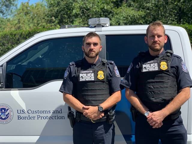 Agentes de CBP nterceptaron una embarcación con 235 kilogramos de cocaína