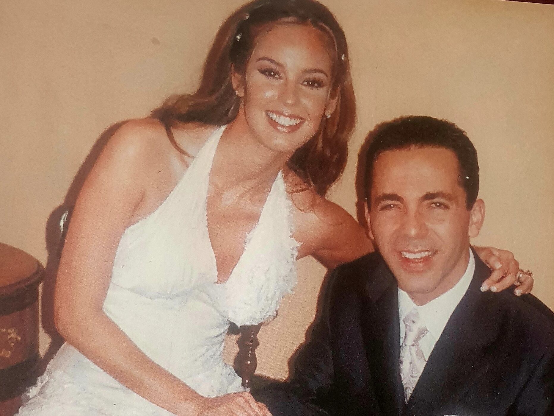 Son hijos de dos figuras de peso, se casaron a lo grande y al año ya se habían separado: a 23 años de la boda de Cristian y Gabriela