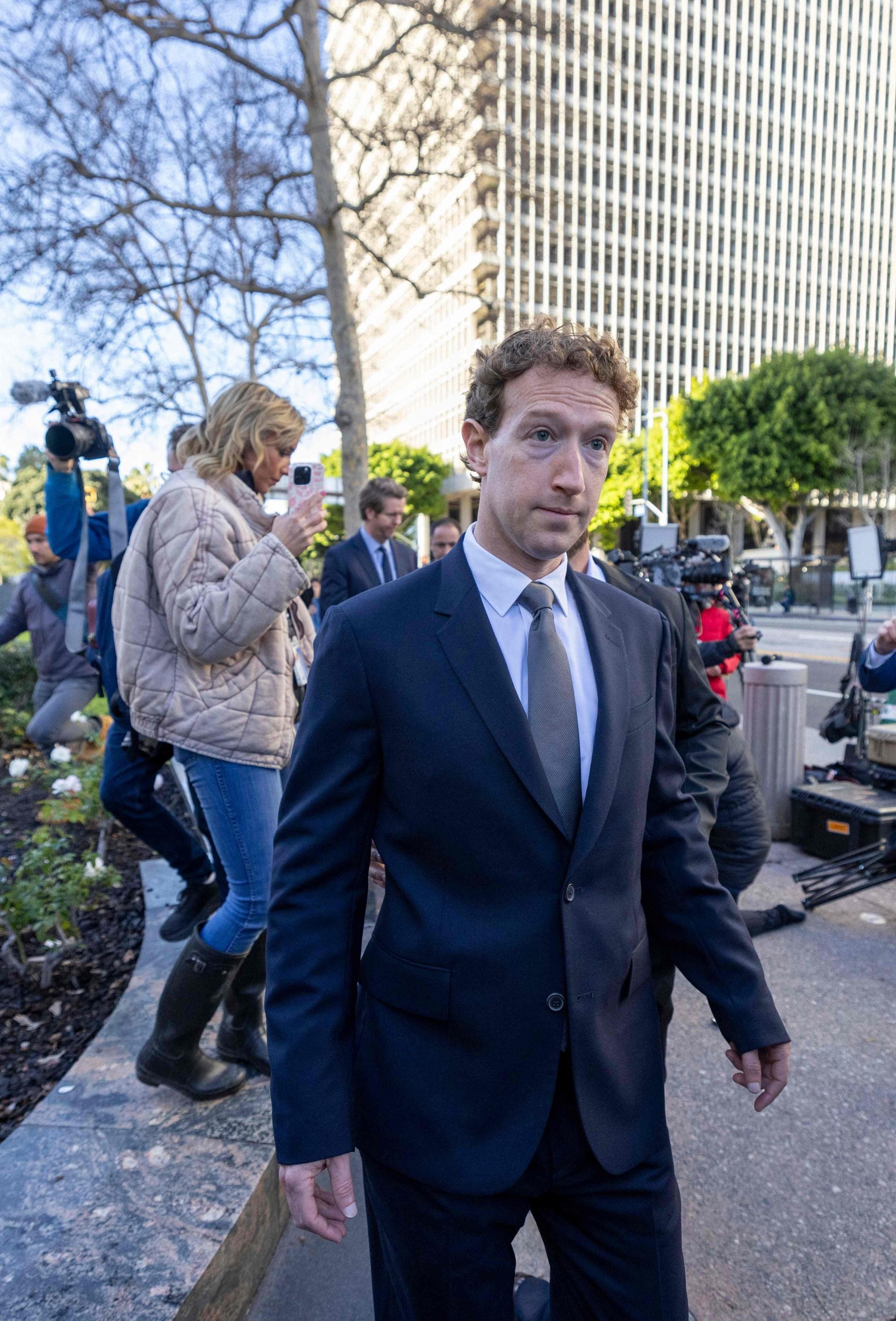 Mark Zuckerberg al llegar a declarar