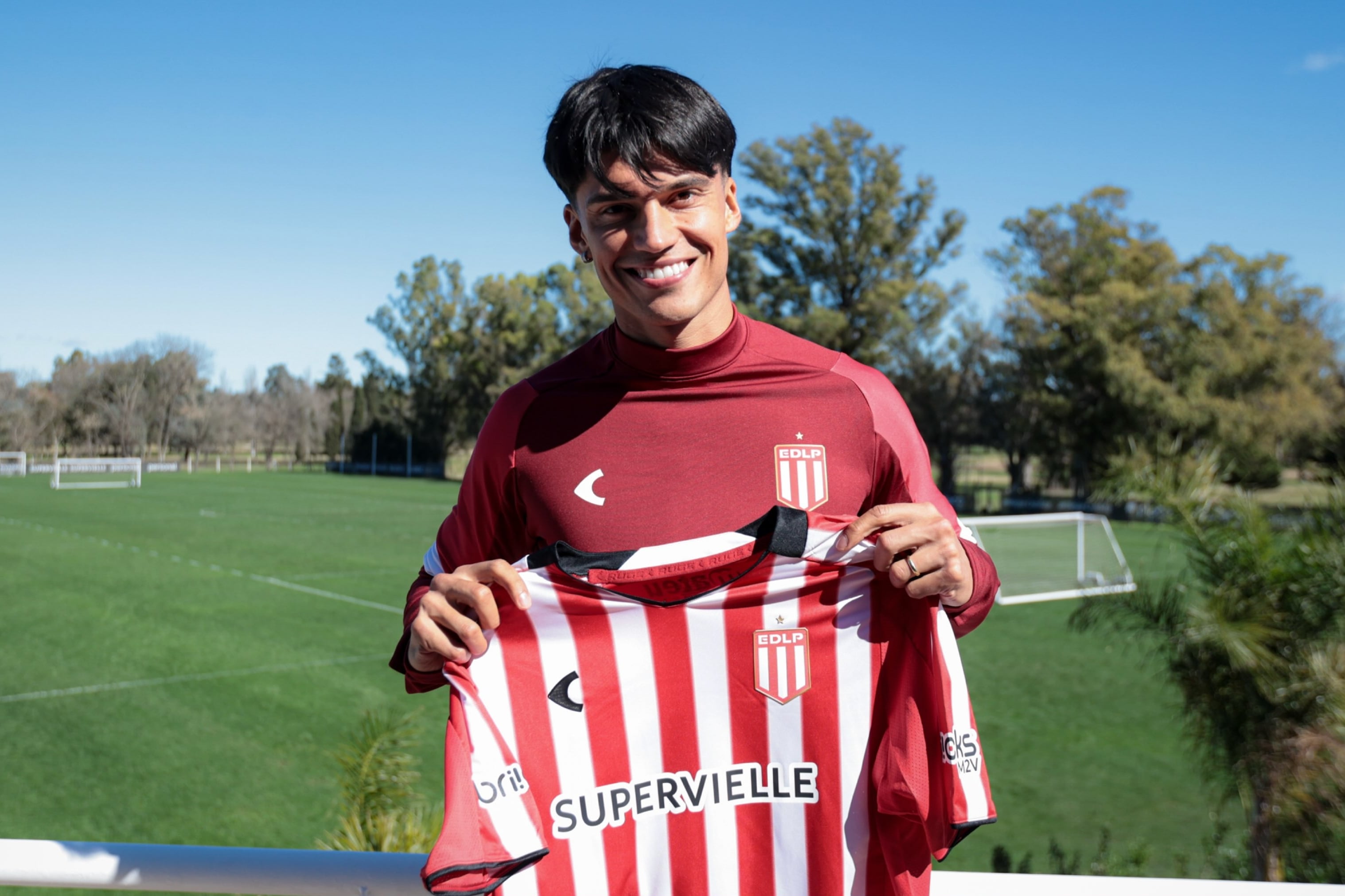 Joaquín Correa volvió a Estudiantes después de 12 años: los obstáculos que demoraron su regreso y cómo llega