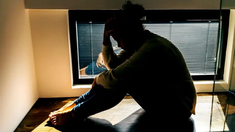 Compartir información personal confidencial puede generar estrés e incluso conducir a la violencia