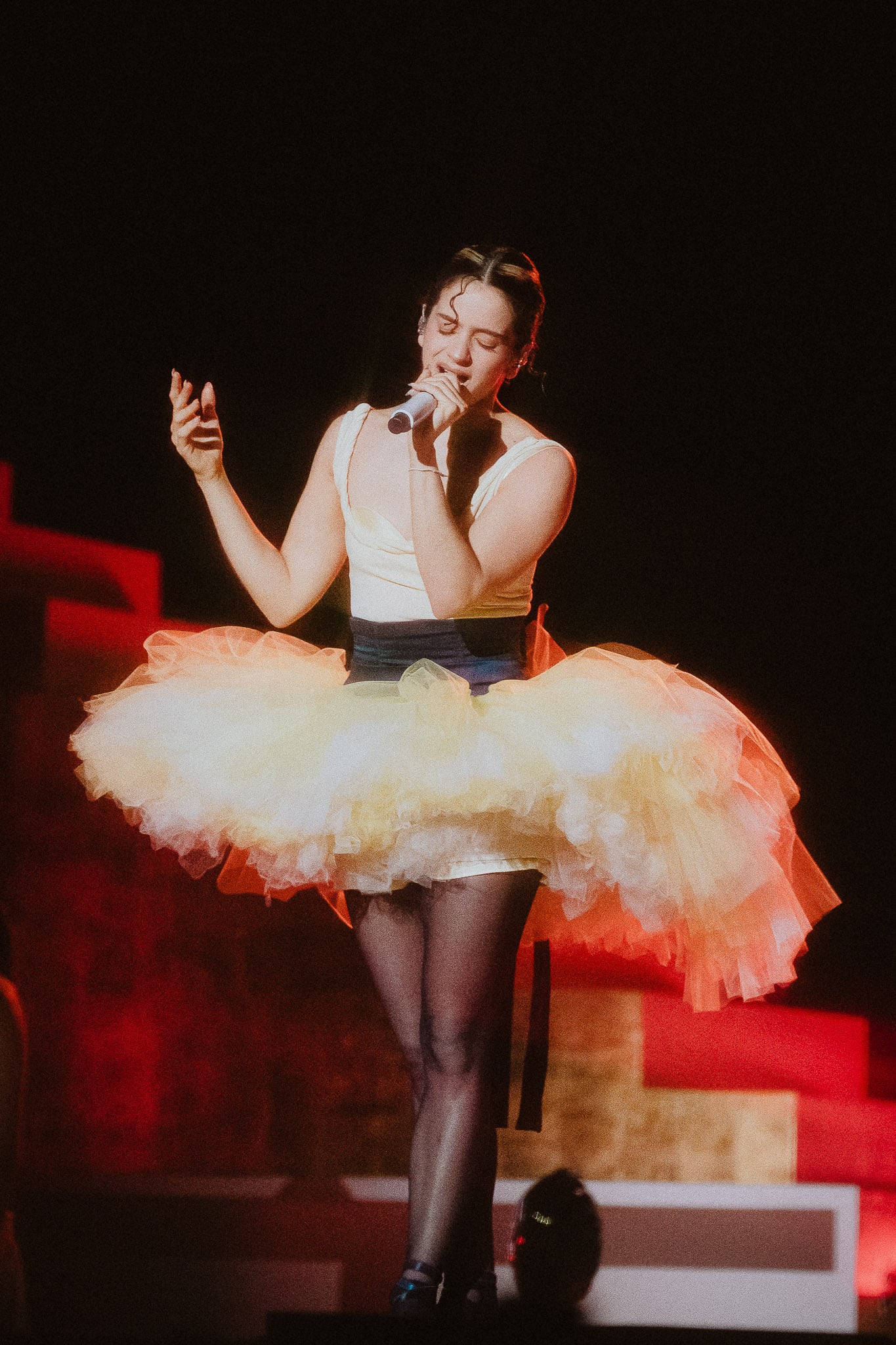 Junto a los temas de Lux, Rosalía cantó varios temas de Motomami