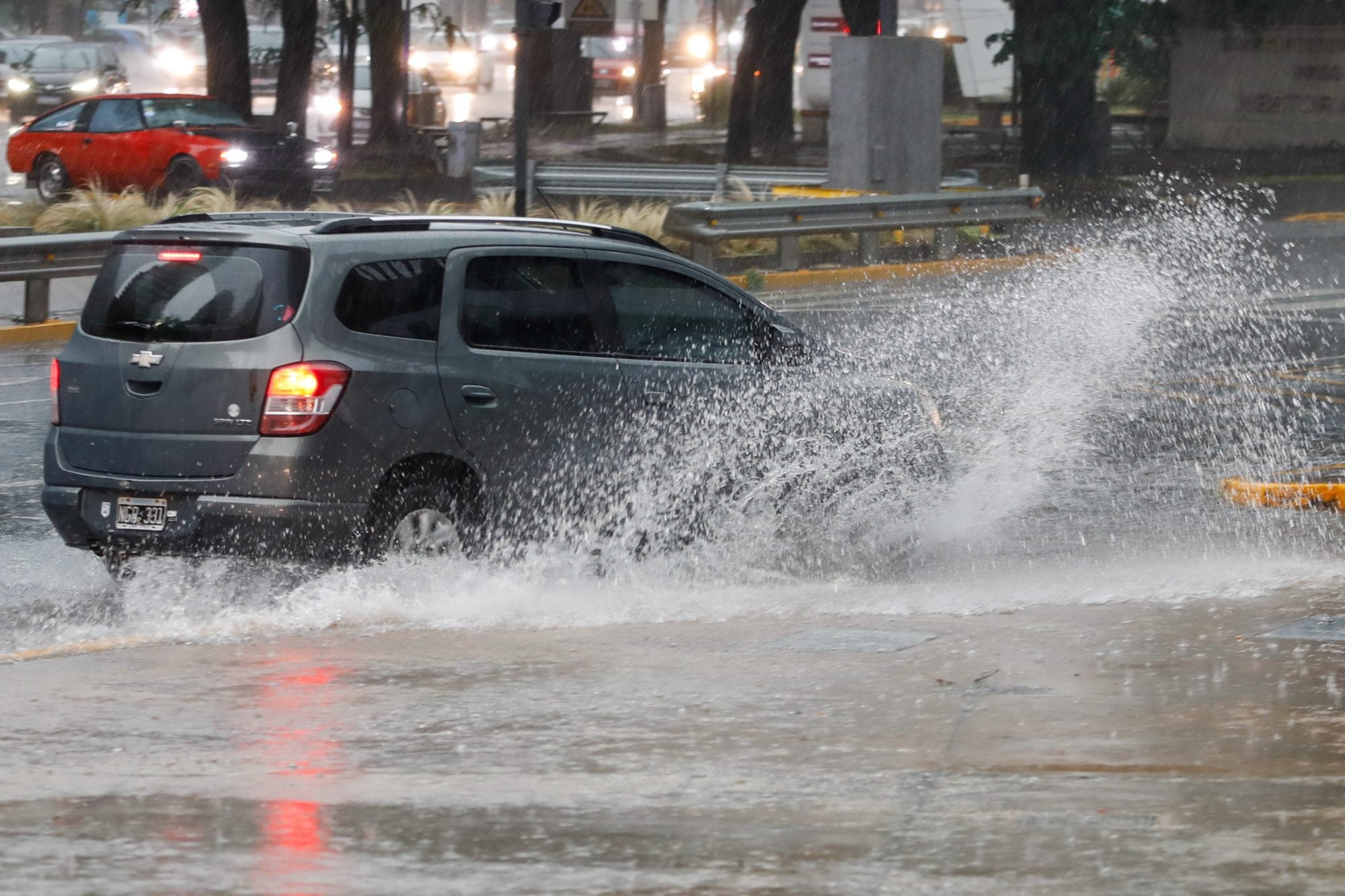 El organismo meteorológico aconsejó a los conductores manejar con cuidado