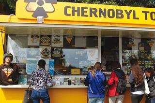 Tragedia y selfies: el turismo oscuro