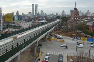 Los vecinos celebran la quita de las barreras pero les preocupa qué habrá debajo