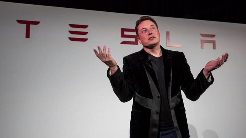 Cuatro datos que explican la crisis que atraviesa Tesla, la empresa de Elon Musk