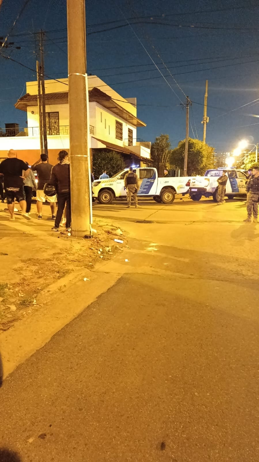 Mataron a una joven cuando huían tras asaltar una carnicería en Villa Madero