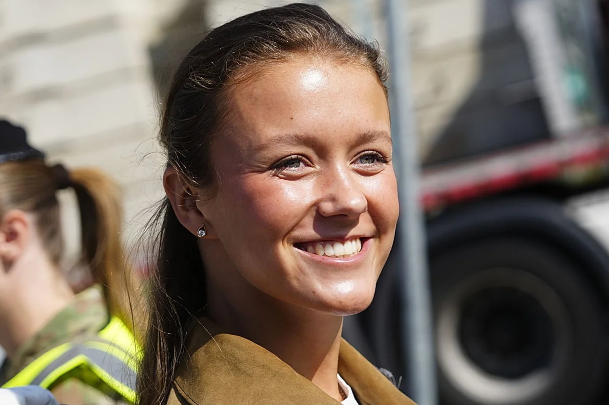 De la corona al cuartel: la princesa Isabella de Dinamarca inició su entrenamiento militar