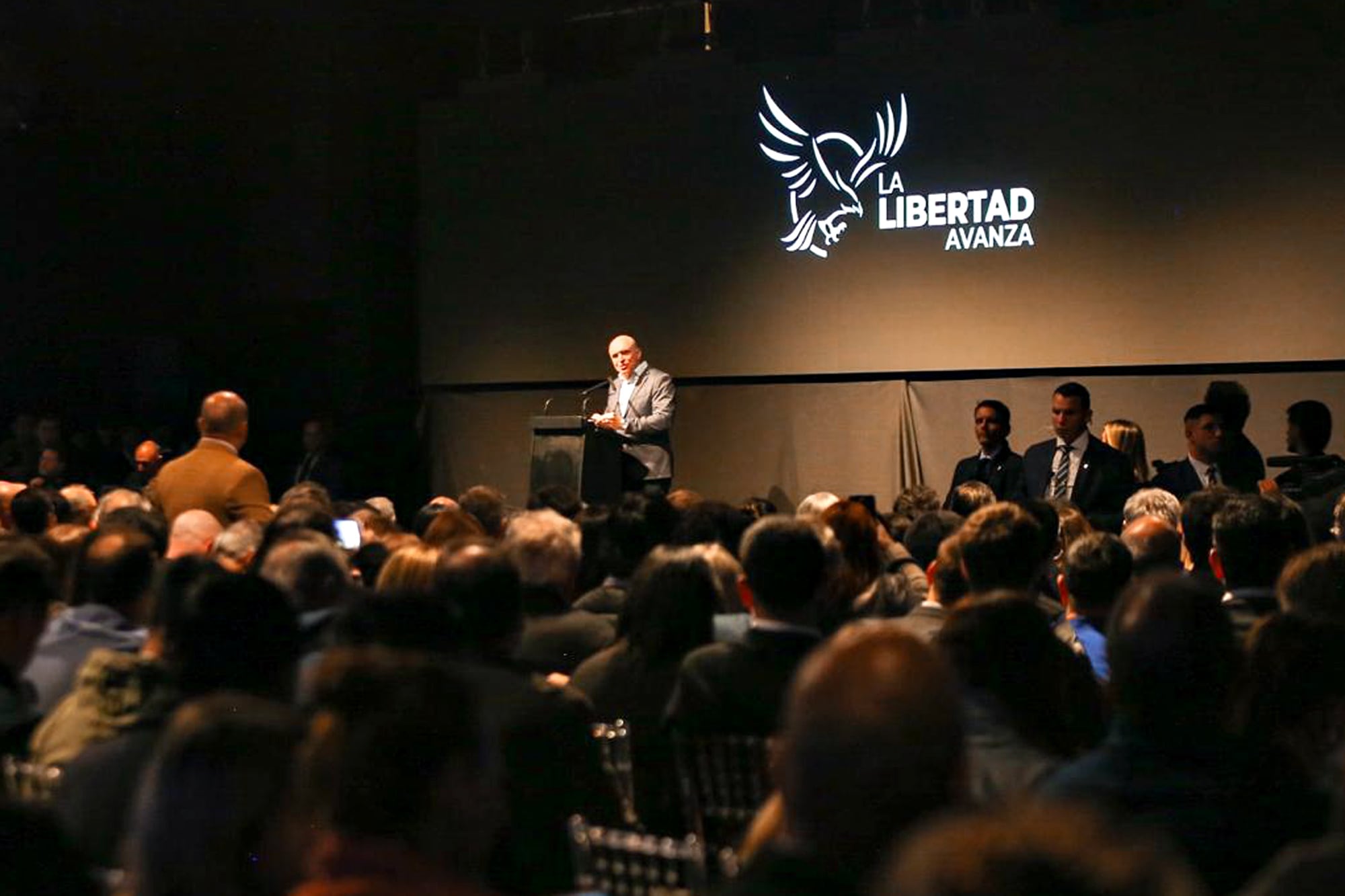 José Luis Espert en el acto de LLA llevado a cabo en La Plata