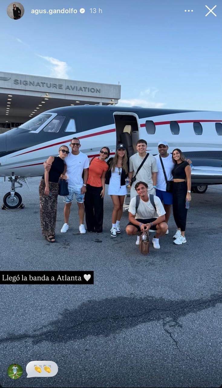 Agus Gandolfo viajó en un vuelo privado con sus familiares