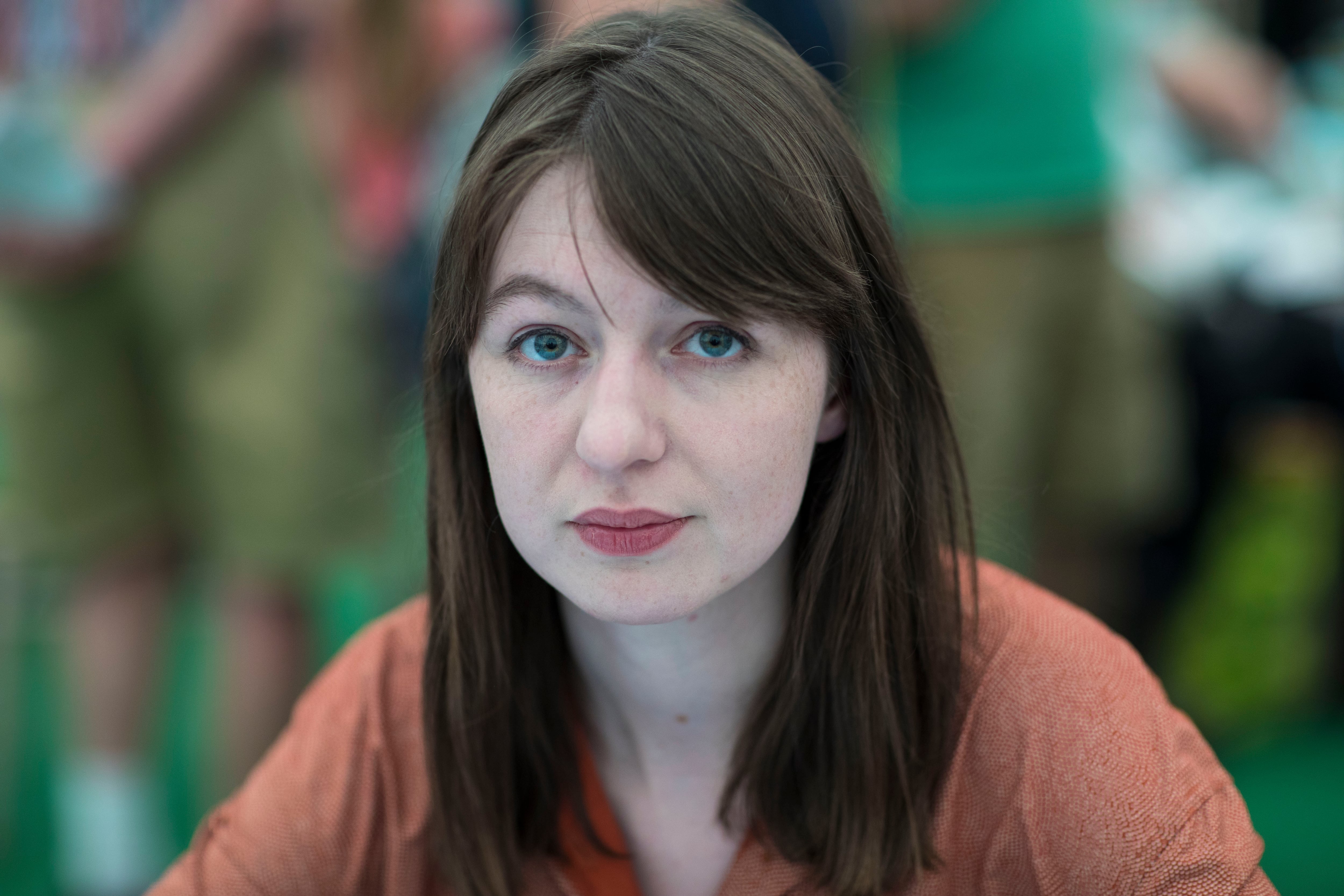 Por apoyar a un grupo propalestino, los libros de Sally Rooney ya no se podrán vender en el Reino Unido