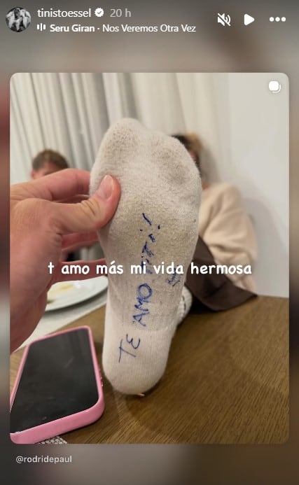 Así es el lujoso anillo que Rodrigo De Paul le regaló a Tini Stoessel para sellar su amor 8 Así es el lujoso anillo que Rodrigo De Paul le regaló a Tini Stoessel para sellar su amor imagen-7