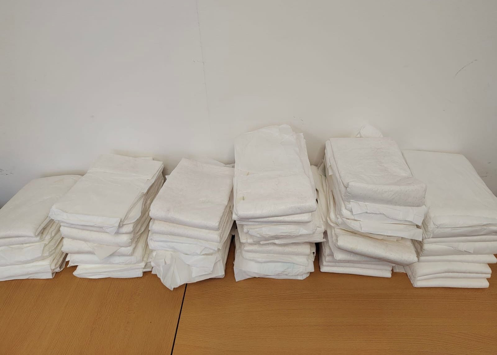 PAMI: el Gobierno denunció que se robaban los pañales de los jubilados y los vendían en Internet