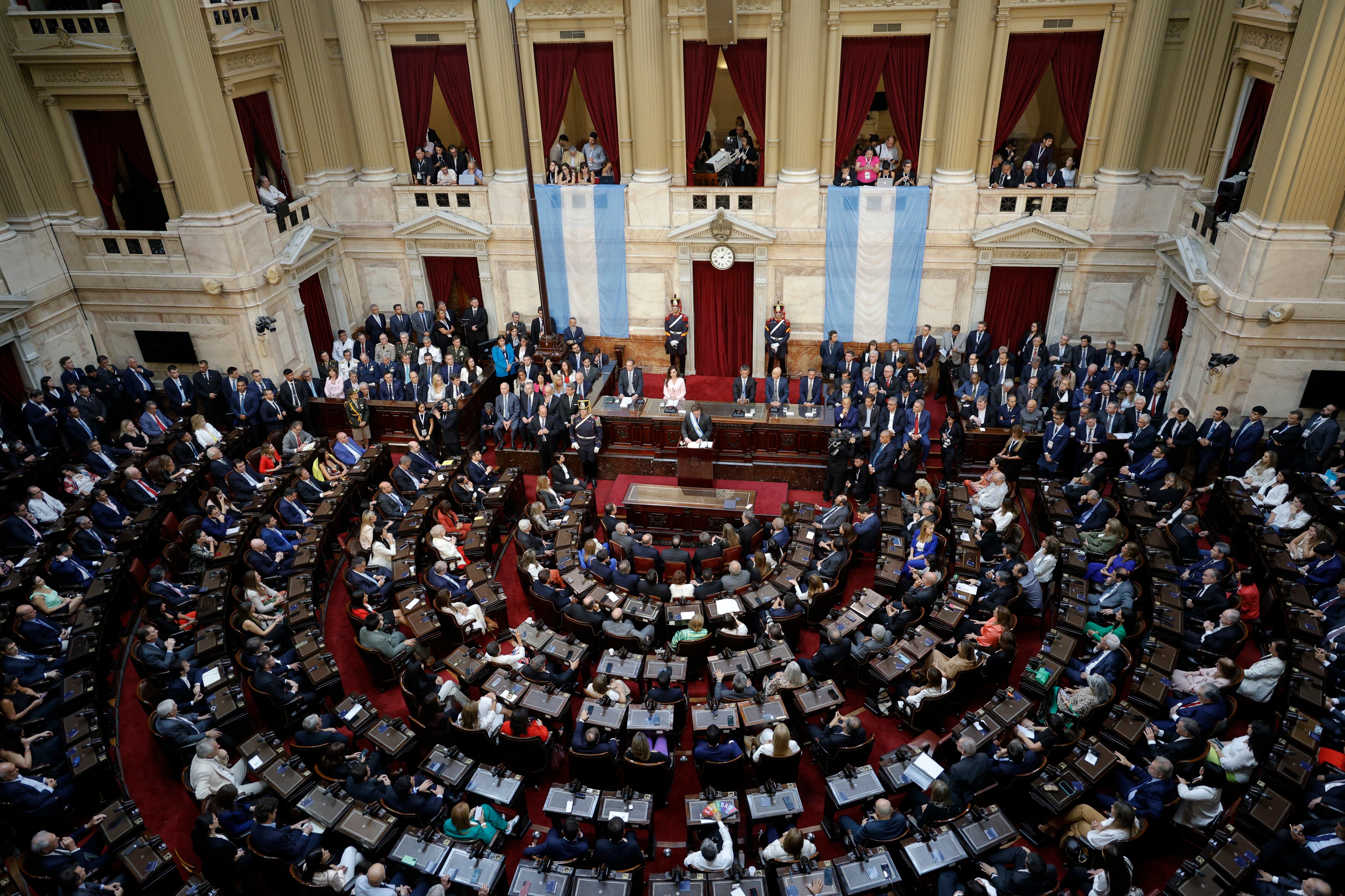 Debate de la ley Bases de Javier Milei, en vivo: el minuto a minuto en Diputados