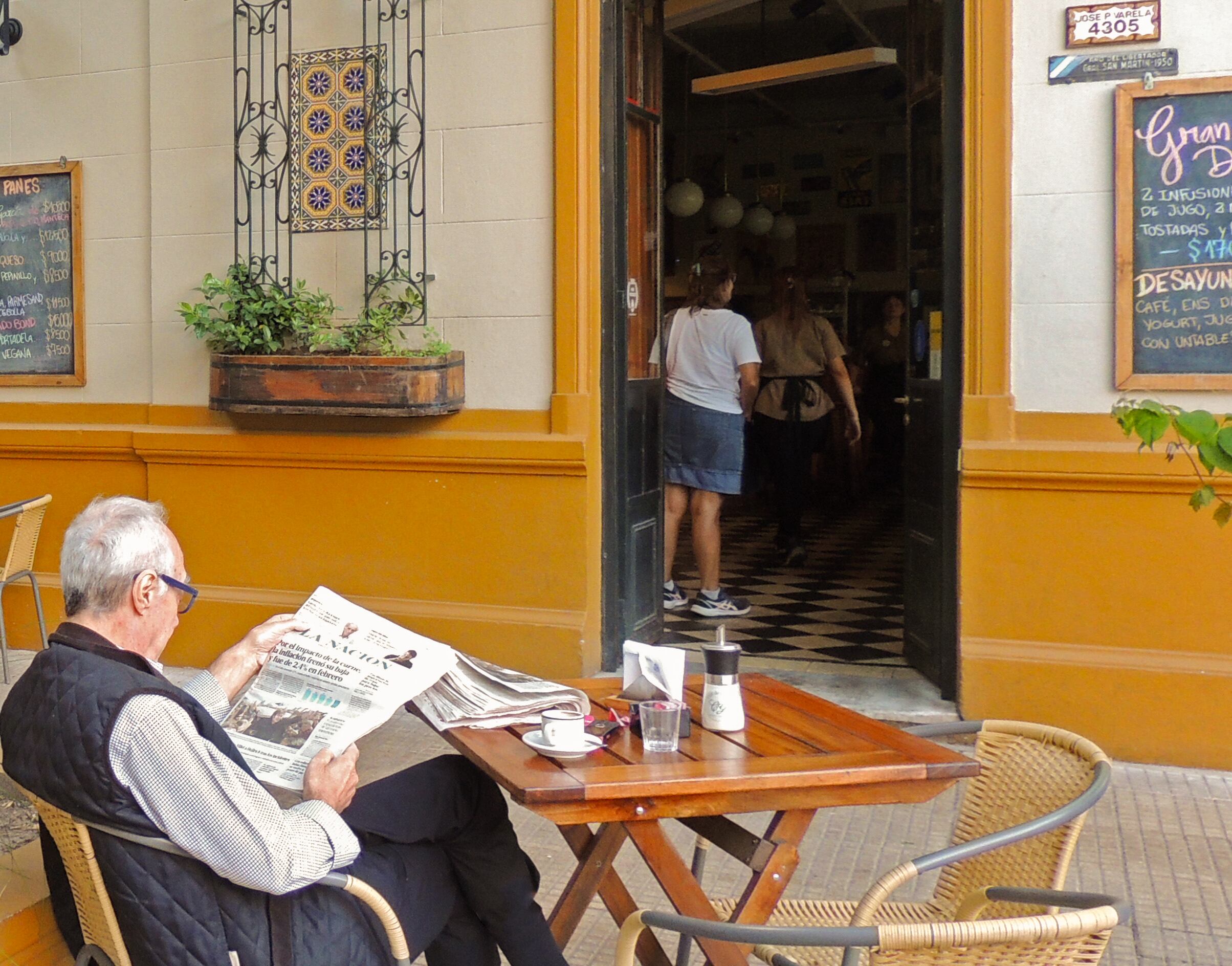 Uno de los bares notables, el Café de García.