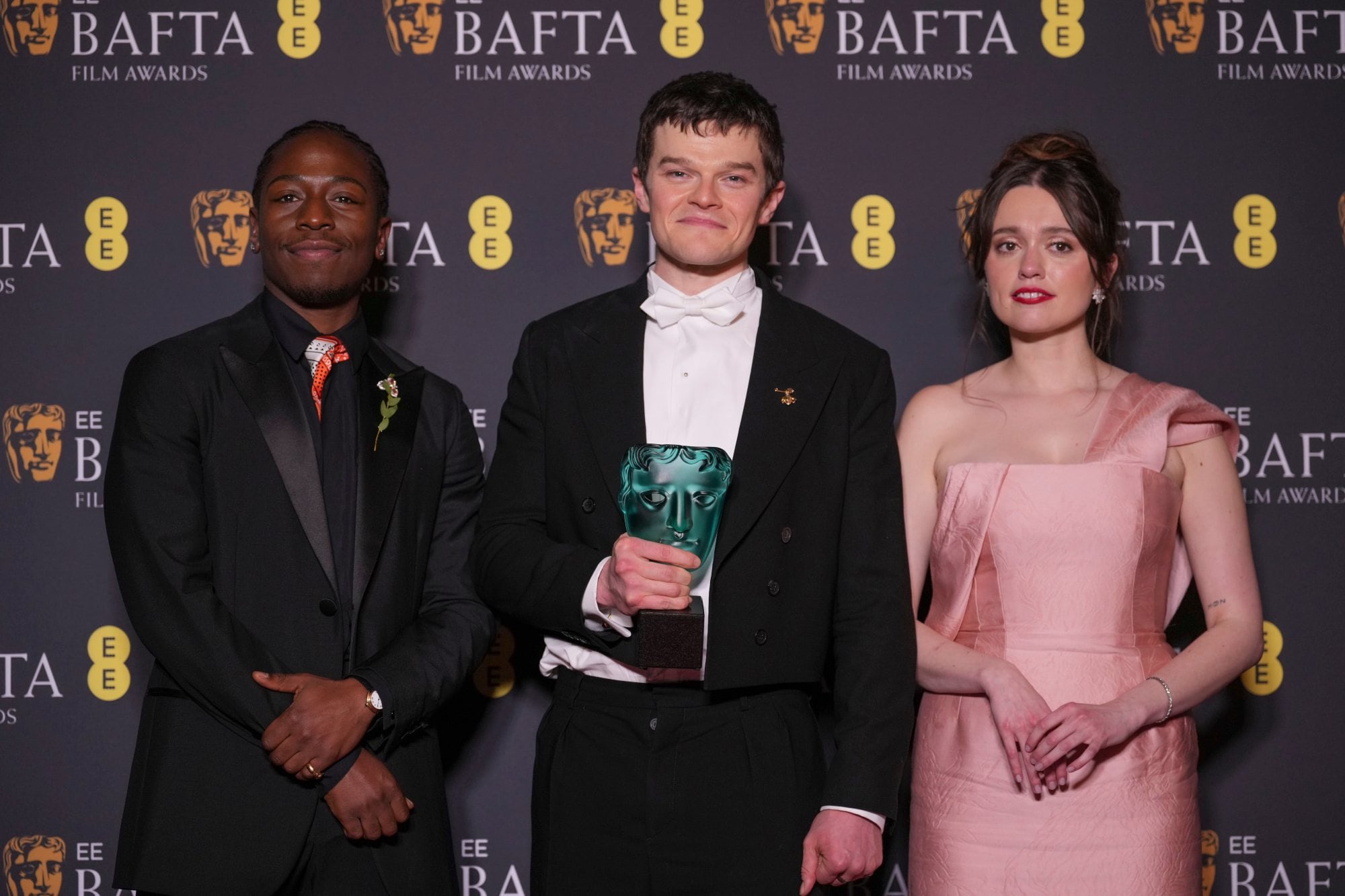Síndrome de Tourette: qué es y cómo se evalúan los episodios de desinhibición en público como el ocurrido en los BAFTA