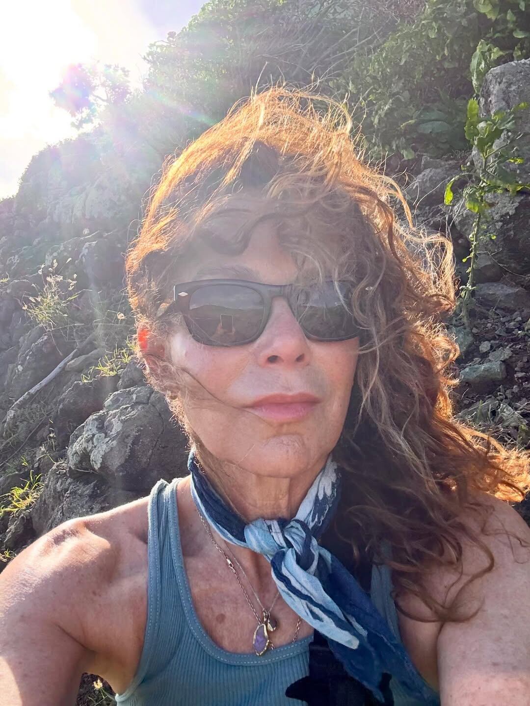 A sus 65 años Jennifer Grey luce descontracturada y sin presiones