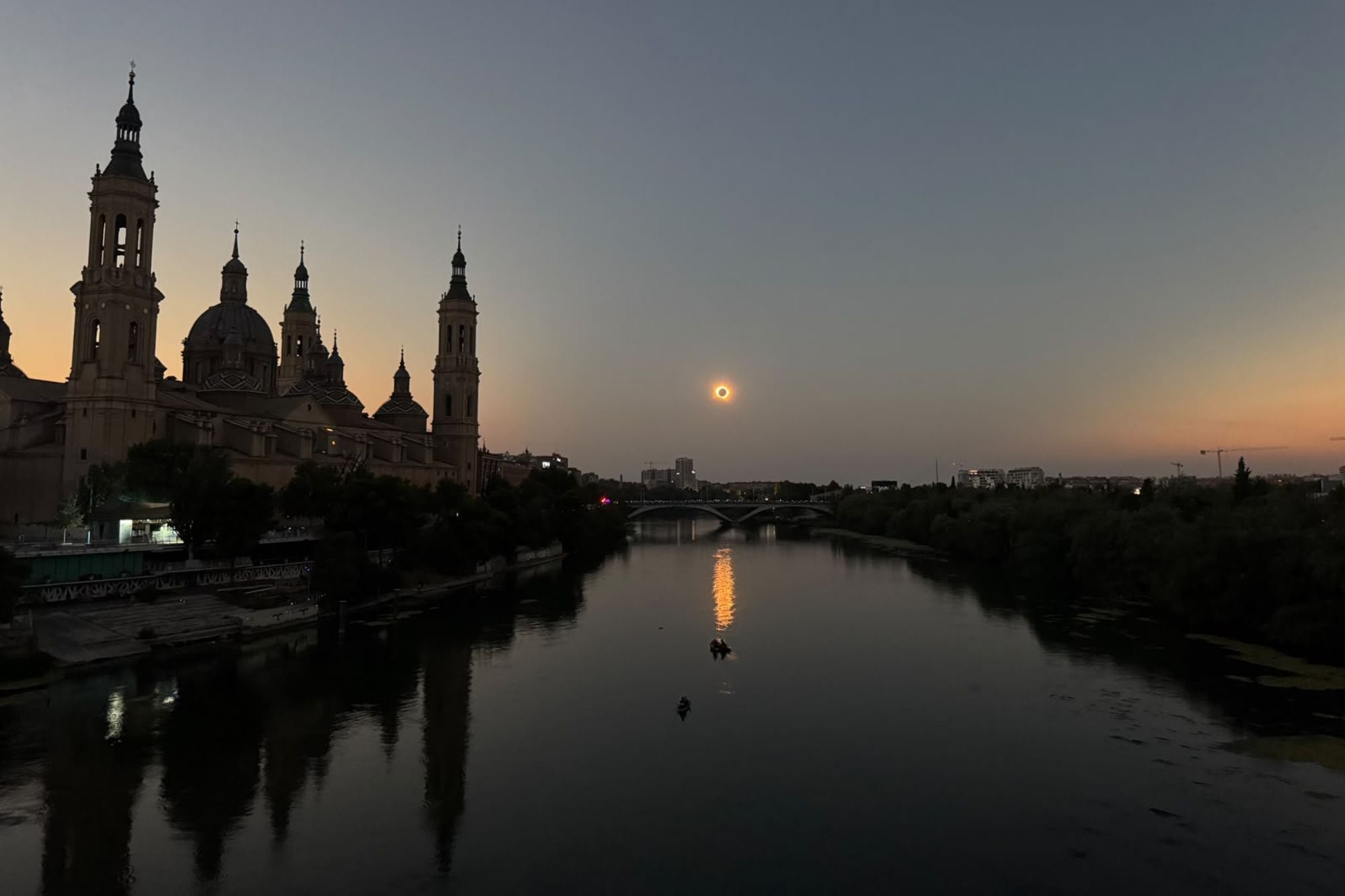 El eclipse llegó a Zaragoza