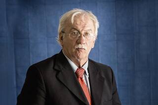 Es veterinario y creó un sistema para aumentar la tasa de trasplantes en humanos