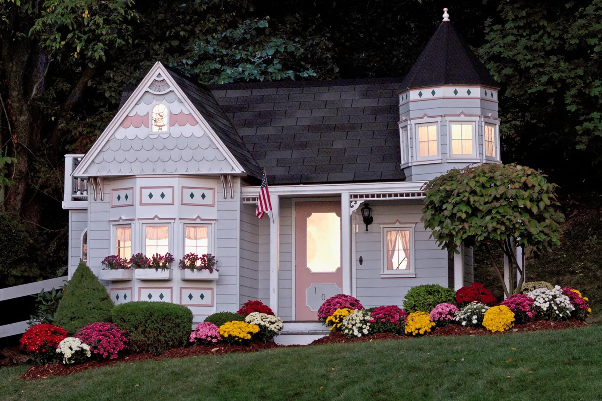 Lilliput, una marca especializada en este tipo de construcciones, comercializa diseños como la Grand Victorian desde US$27.999