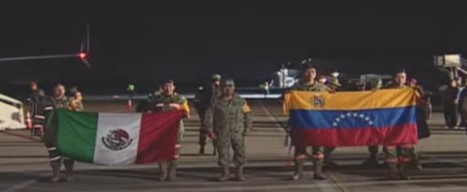 Llega a Venezuela una comitiva de rescatistas de México