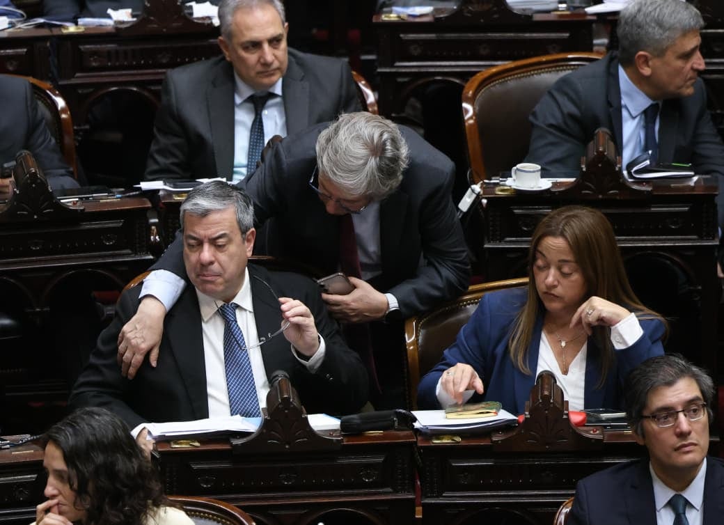 Germán Martínez. Sesión en la Cámara de Diputados por endeudamiento y discapacidad. Congreso Nacional