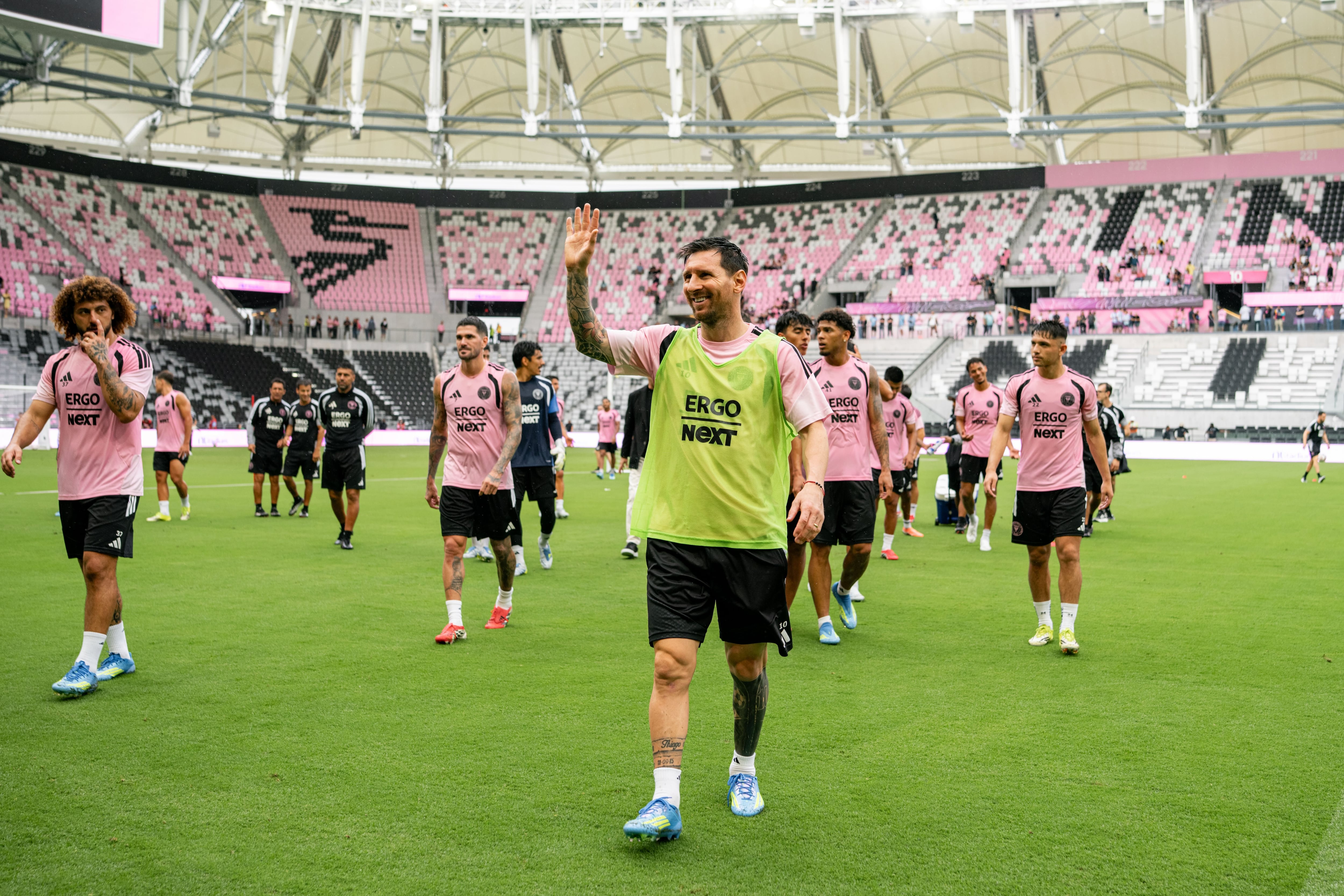 Lionel Messi en el nuevo estadio de Inter Miami, donde una tribuna lleva su nombre