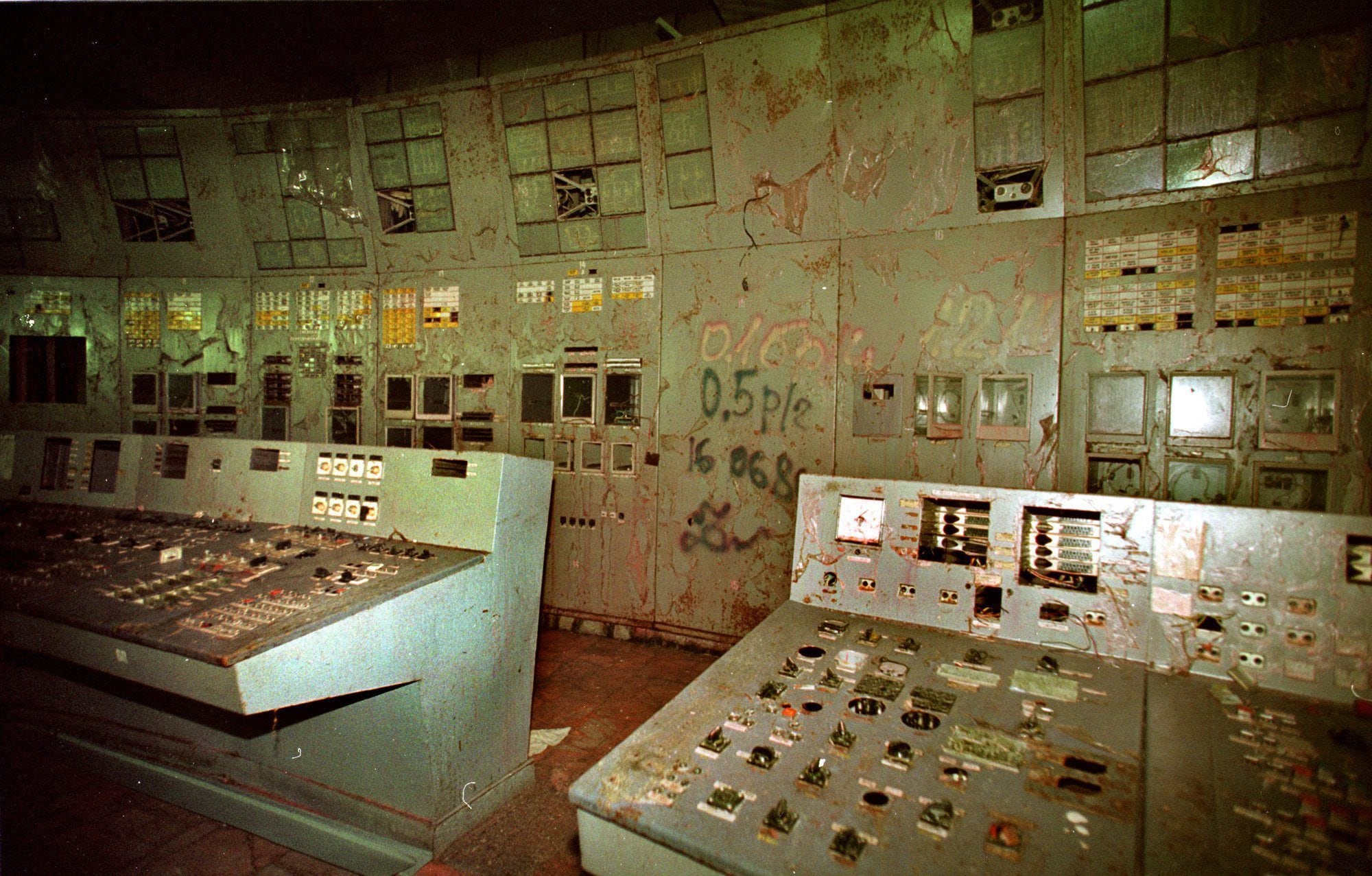 El cuarto de control del fatídico reactor N°4 que desató la tragedia de la planta nuclear
