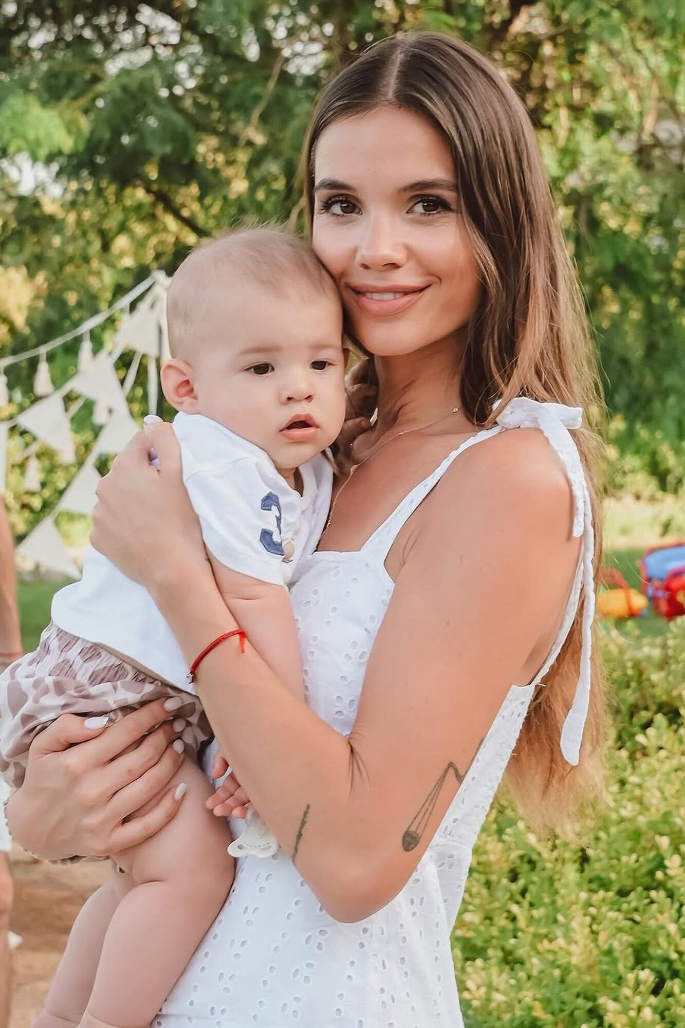 León, el más chiquito de la familia, tiene ocho meses.