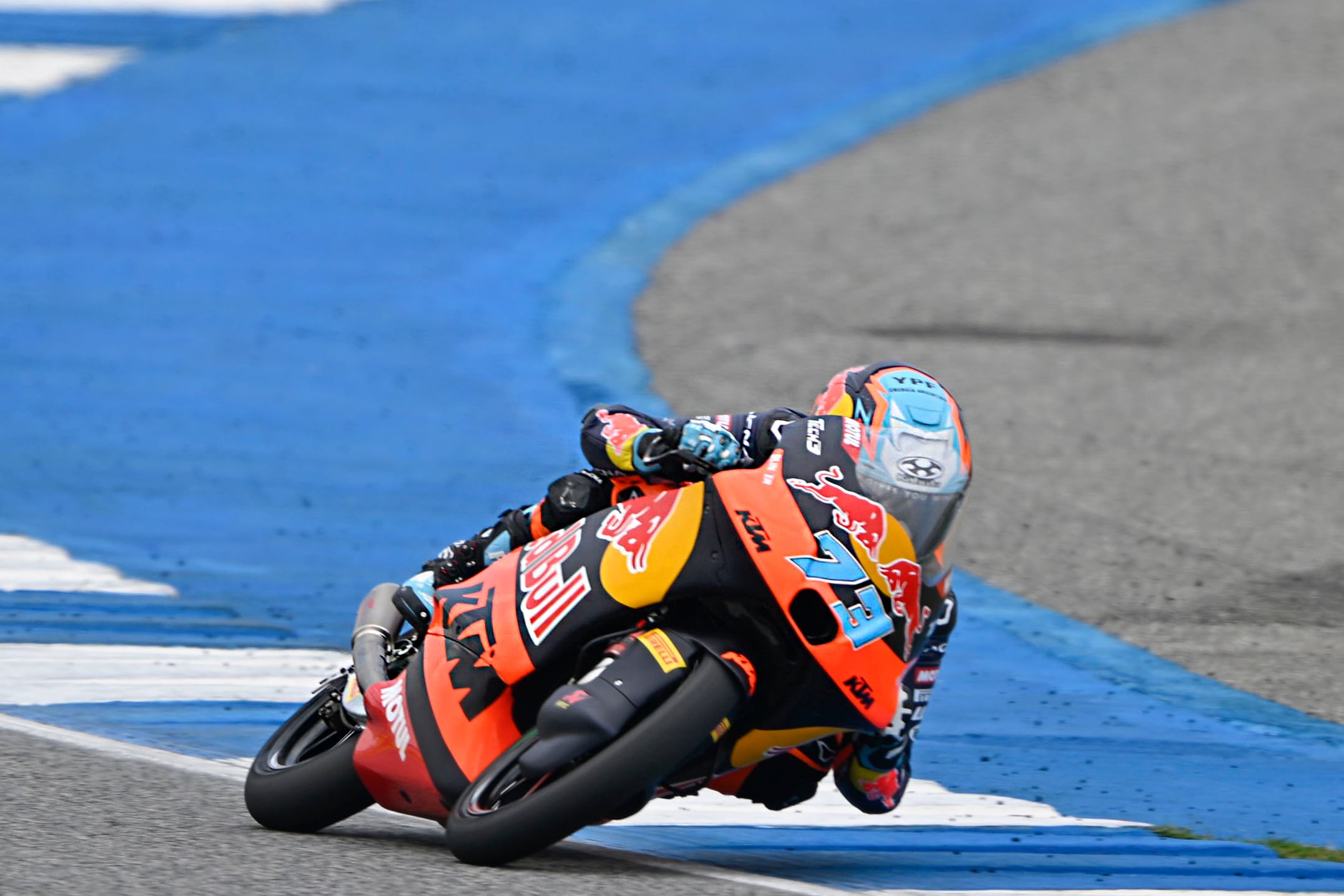 Valentín Perrone tuvo un desempeño de mayor a menor en Goiania: batalló con Marco Morelli en el inicio de la carrera por el primer lugar, pero sin ritmo cayó al séptimo casillero del clasificador