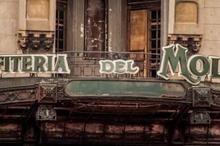 Cómo es el trabajo de los expertos para restaurar la Confitería del Molino