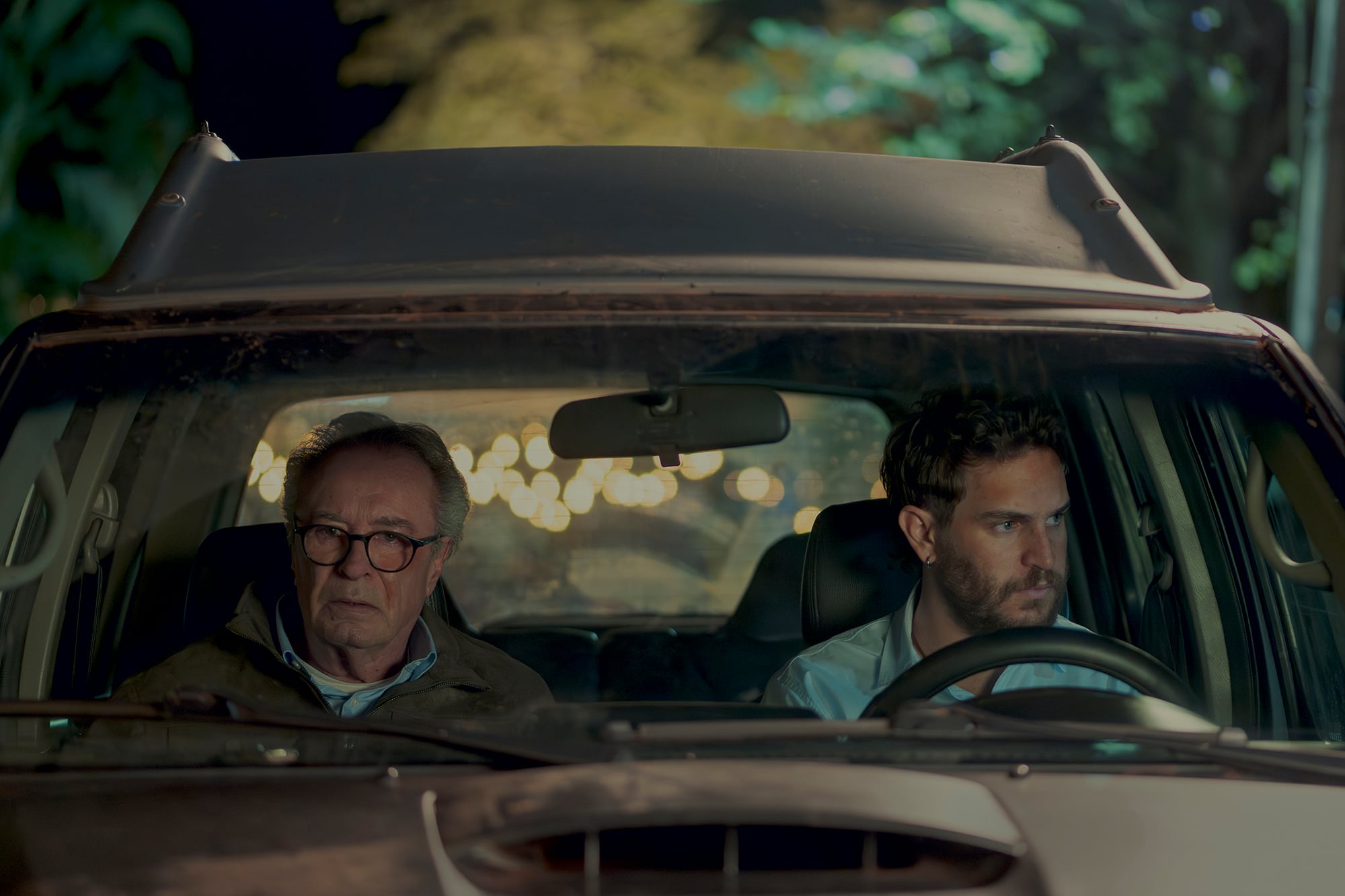 Oscar Martínez y Matías Mayer en una escena de El último gigante, film rodado en la provincia de Misiones