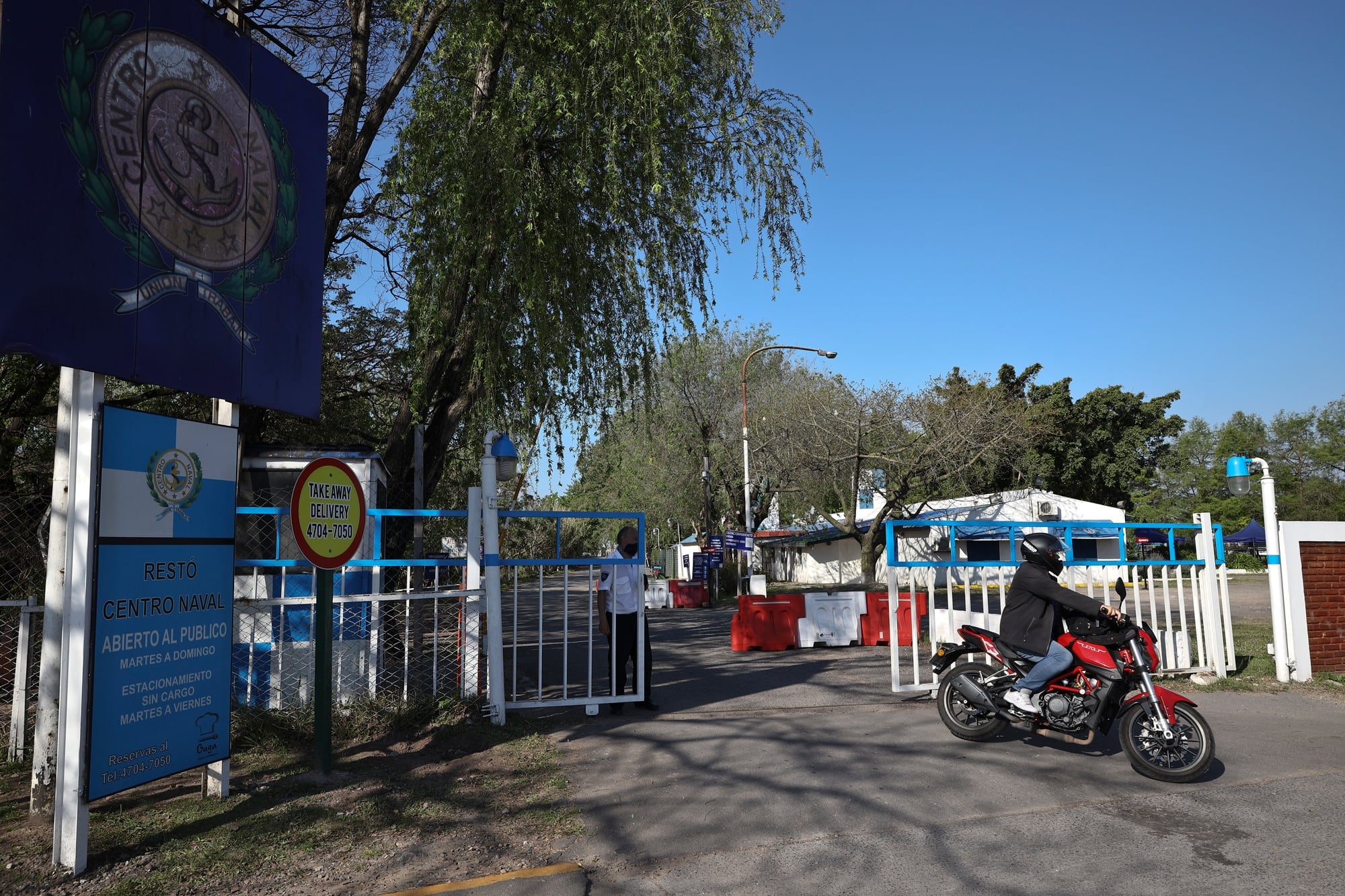 Una bala perdida hirió a un hombre de 74 años en un reconocido club náutico de Núñez