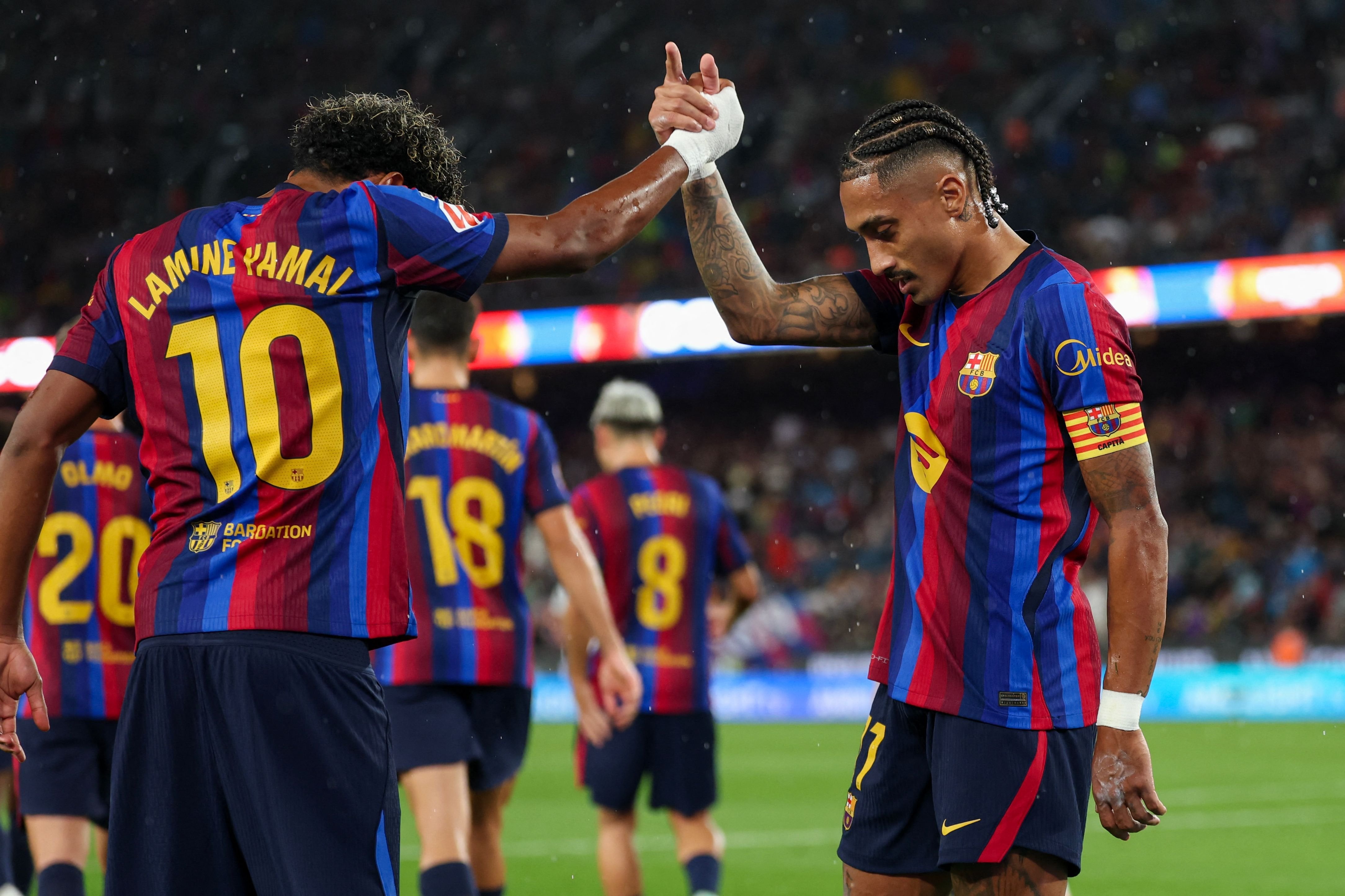 Entre Yamal y Raphinha convirtieron cinco de los siete goles de Barcelona a Racing de Santander