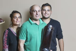 El zapatero al que eligió Pieres y hoy hace las botas preferidas de los polistas