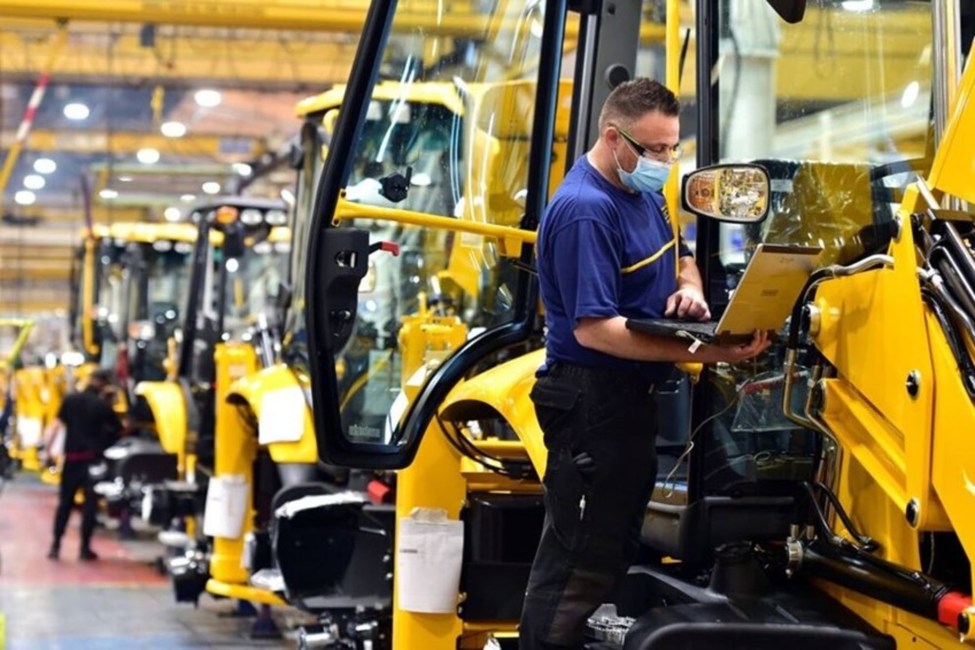 Este dinamismo laboral refleja la fortaleza del sector privado y la resiliencia de la economía local
