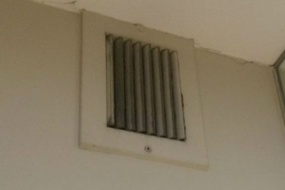 Los conductos de ventilación deben estar despejados y limpios