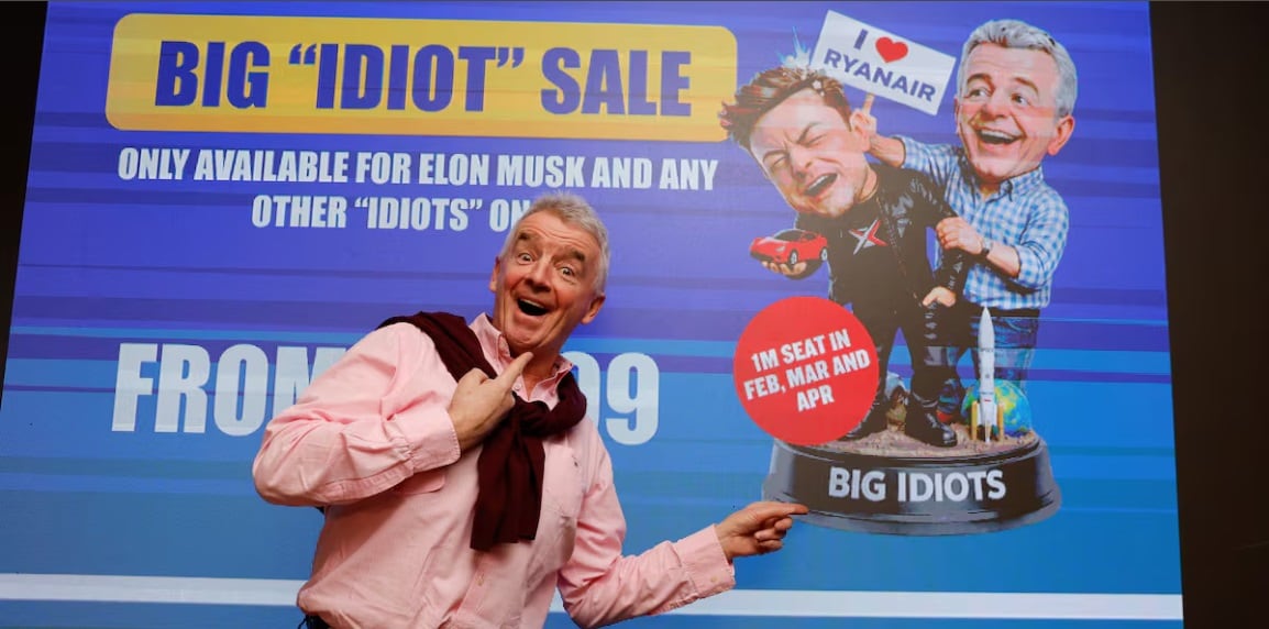 Wifi en los aviones: escala la controversia entre Elon Musk y la low cost Ryanair