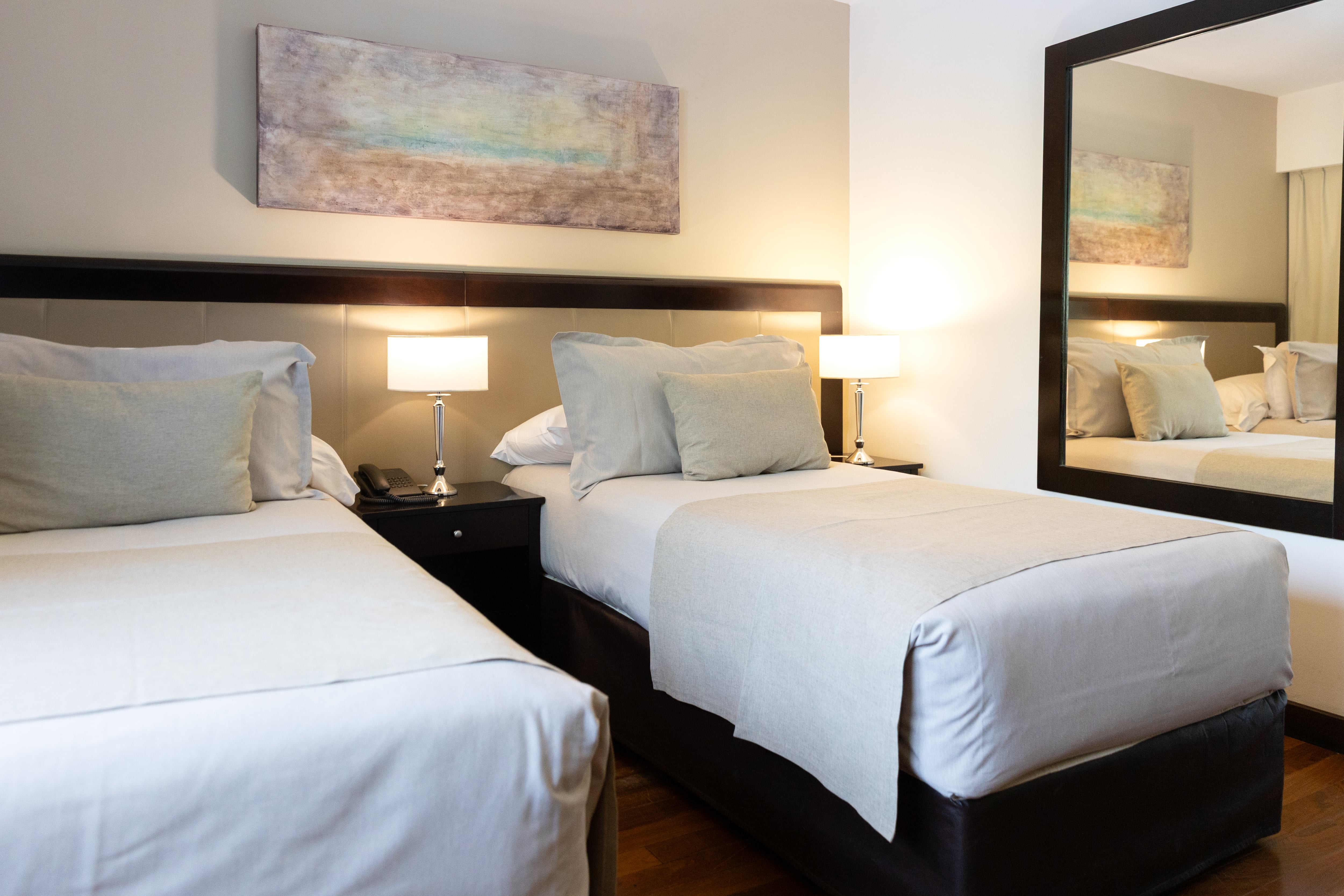 Las habitaciones son muy amplias y confortables