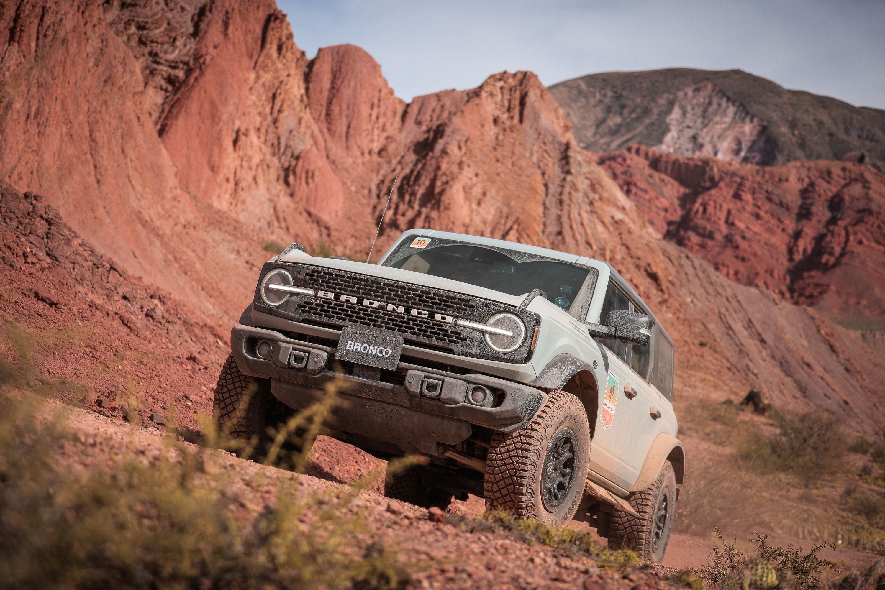 El Bronco Wildtrak continúa figurando a $118.702.500