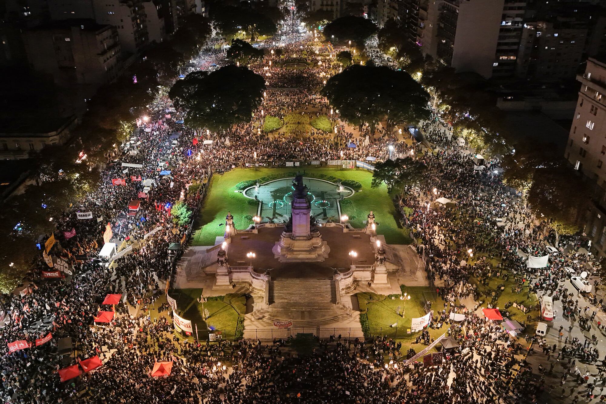 Marcha Ni Una Menos: las mujeres colmaron la Plaza del Congreso contra la violencia de género